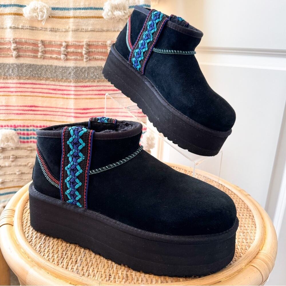 UGG Classic Ultra Mini Braid Platform Black Suede Boho Winter Boots Women’s 11